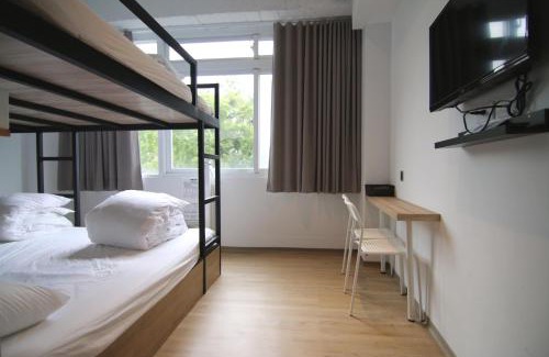Zhongzheng Hostel | Taipei Sunny Hostel