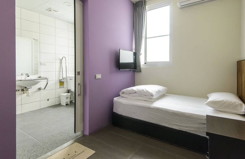 East District Hostel | Travelers Plus - Hostel