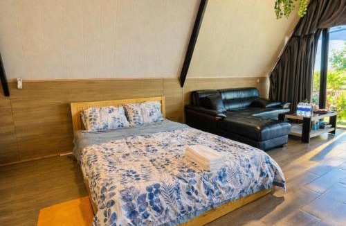 Ham Tan Hotel | Á Âu Family Homestay