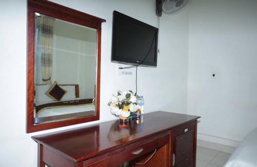 Lao Bao Hotel | Đào Hùng Hotel