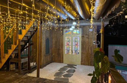 Phuong 10 Cabin | Đưa Nhau Đi Trốn