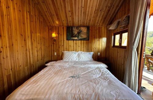 Kon Plong Hotel | Đồi gió Homestay Măng Đen