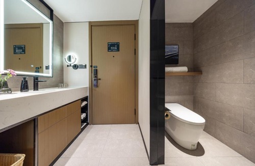 Downtown Beijing Hotel | 北京天坛东门龙潭公园亚朵酒店