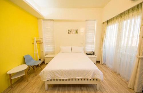 Taitung City Centre Bed & Breakfast | 台東市區 森白屋 六人 八人 十二人 包棟民宿