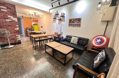 Taitung City Centre Villa | 台東市區 童年時光六人包棟民宿 附廚房及電動麻將