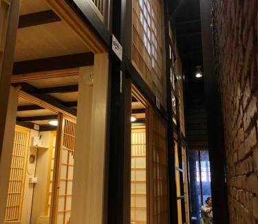 Tainan City Centre Hostel | 台甕茶室青年旅館 Tai-Wong Tatami Room Hostel