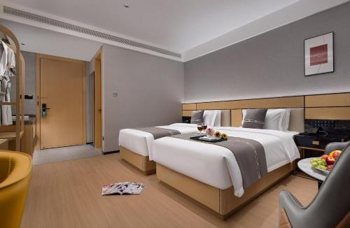 Aksu Hotel | 君羊酒店阿克苏金兰广场老街夜市店