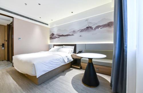 Xuhui Hotel | 唯庭轻居酒店上海徐汇龙华滨江店