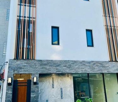 Yunlin House | 天橋居