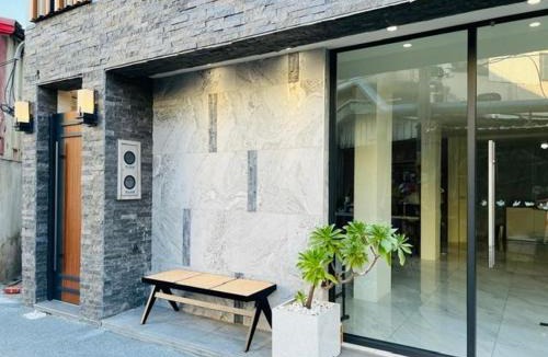 Yunlin House | 天橋居