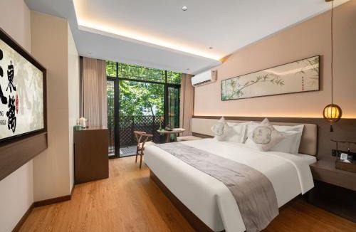 Guangling Qu Hotel | 宋東篱酒店