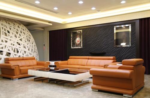 Zuoying District Hotel | 德瑞旅店Direct Hotel