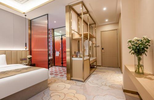 Luomashi Hotel | 成都城市西游里酒店