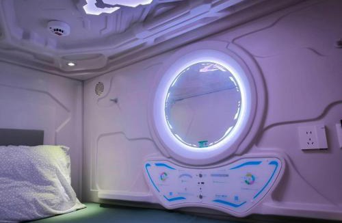 Ximending Hostel | 橙舍二館 TW Hostel 2