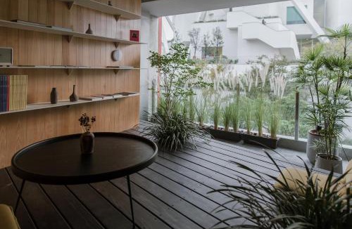Tainan City Centre House | 珍友愛J Youai House -台南包棟民宿-2-8人包棟城市景觀住宿