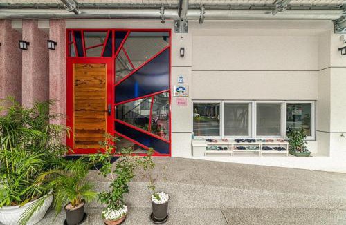 Suao House | 睡海邊包棟民宿 sleep on beach B&B