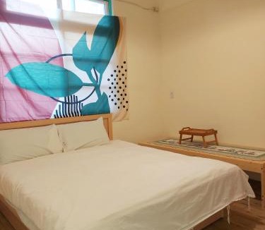 Taitung City Centre House | 老宅小巷6人包棟民宿