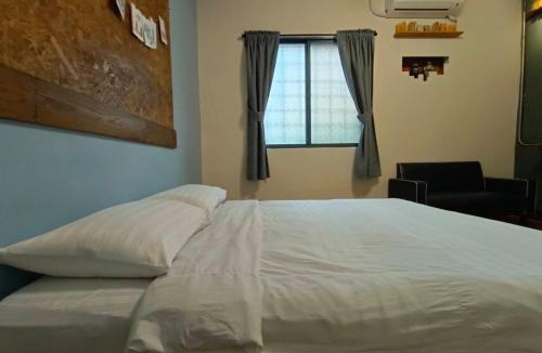Longjing House | 肆拾光陰 寵物友善 老宅民宿 Forty Time Homestay