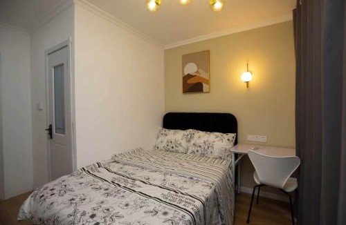 District 7 Apartment | 胡志明市第七郡28间房温馨民宿近市中心出行便利 Cozy Homestay with 28 Rooms in District 7 Close to City Center Nhà Nghỉ Dưỡng 28 Phòng Quận 7 Gần Trung Tâm Thành Phố