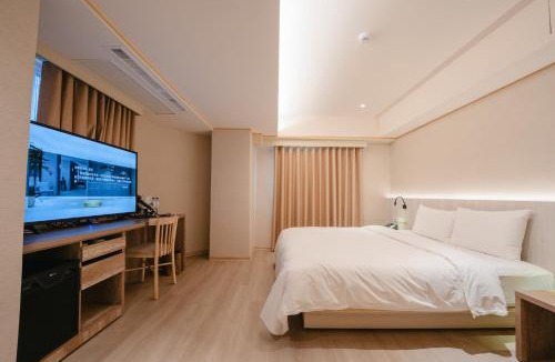 Sinsing District Hotel | 衿后禾居Good Hotel
