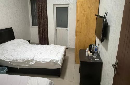Chengdu Hotel | 迎详宾馆