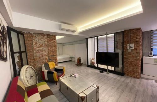 West Central District House | 阡陌-放房間民宿