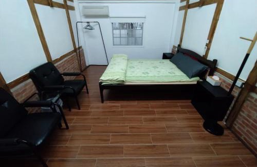 Xingang Apartment | 順耆自然Shun Ci Zih Ran