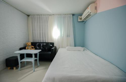 Kaohsiung City Centre Hostel | 高雄市包棟民宿-高雄寵物友善民宿-高雄阿爾兔兔民宿-Rabbit house