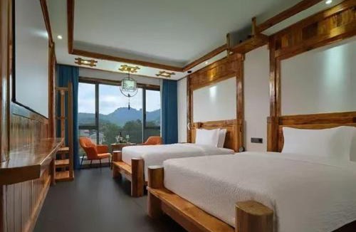 Yongding House | 默山居泳池Courtyard民宿张家界天门山店