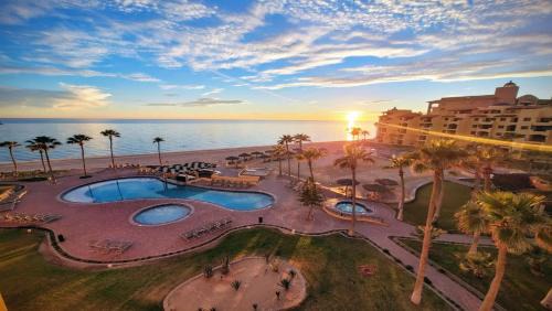 Puerto Penasco Apartment | 1-Bedroom Beachfront Penthouse at Princesa Resort - BeachBumCondos