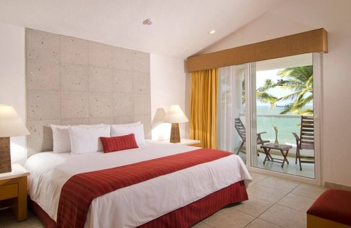 Nuevo Vallarta Hotel | 1 Bedroom Suite in Emotions Resort and Suites 1BR/2Bath w/Platinum benefits