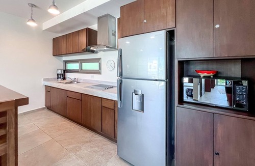 Centro - Supmza 001 Condo | 1 BR Condo w/Ocean View Infinity Pool