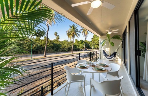 P Chahue Condo | 1 BR Solana 1st Level Condo | Walk to Beach & Town