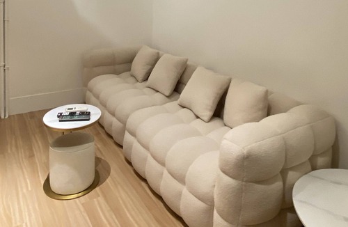 Datong Apartment | 1 minute to Taipei Main Station/ 3 bedroom/ near Airport MRT