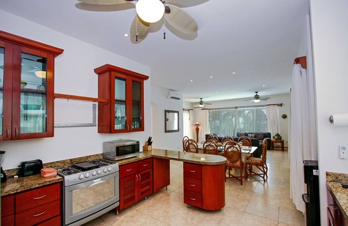 Playacar Fase I House | 100 Steps To The Beach - Villa Vista del Mar