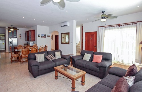 Playacar Fase I House | 100 Steps To The Beach - Villa Vista del Mar