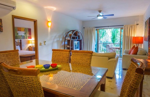 Playacar Condo | 102 m² Condo ∙ 3 bedrooms ∙ 6 guests