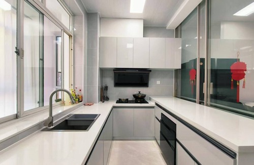 Jinzhou District Apartment | 10min Walk to Jinshitan Beach! Split-Level Retreat w/Sauna & Massage Chair