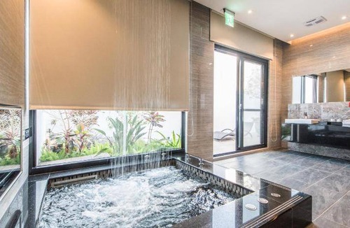 Xitun District Hotel | 116 m² Motel ∙ 127 guests