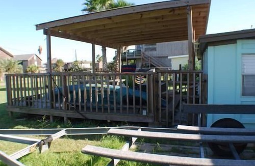 Port Mansfield Condo | 116 Southshore - Cute little hideaway, ready for the all around fishing