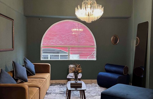 Zona Rosa Apartment | 161-2D A One-Bedroom Artistic Refuge