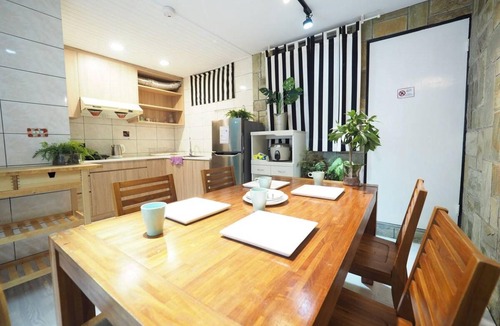 Songshan House | 165 m² House ∙ 5 bedrooms ∙ 14 guests