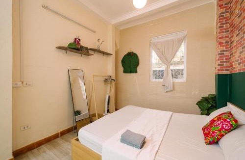 Trang Tien Hostel | 1970s Vintage Old Quarter, Hoan Kiem Lake, Shared Bathroom