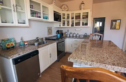 El Pescadero Condo | 1B Unique 2 Bedroom Cerritos Beach Condo