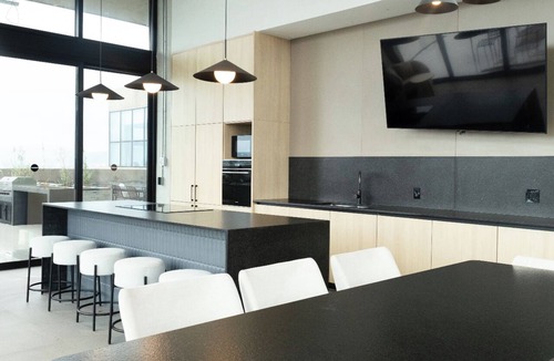 Zona Expo Apartment | 1BR Condo near Expo - Gym - BBQ - Parking