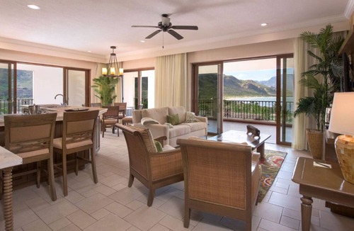 Loreto Resort | 1BR Elite/Penthouse Suite in Loreto-Views & Private Patio 2-4BR also available