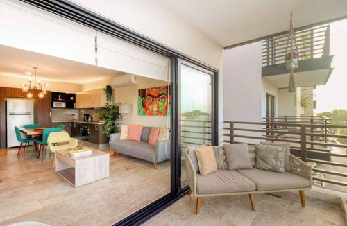 Centro Condo | 1BR Playa Condo · Pool, Gym · Walk to 5th Ave