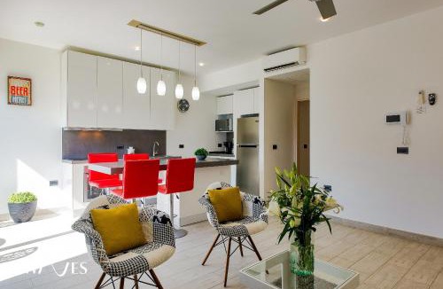 Ejidal House | 1BR | Steps from the Beach | Rooftop Pool