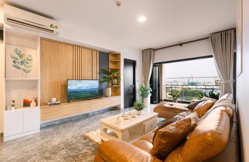 District 1 Apartment | 2-3 Bedroom Apartment in District 1 Free Pool Gym Sauna