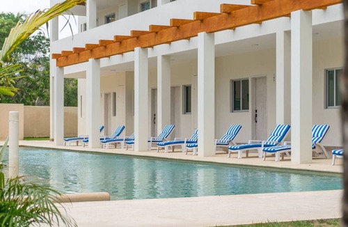Villa Juarez Condo | 2 BD w/Balcony, Gym, Rooftop Pool + Jacuzzi